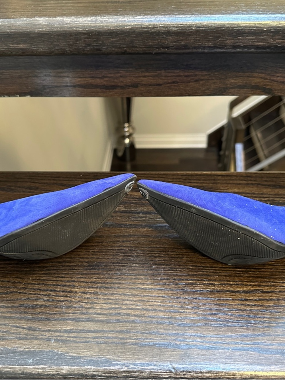Guess Women's Royal Blue Suede Pointed Toe Flats